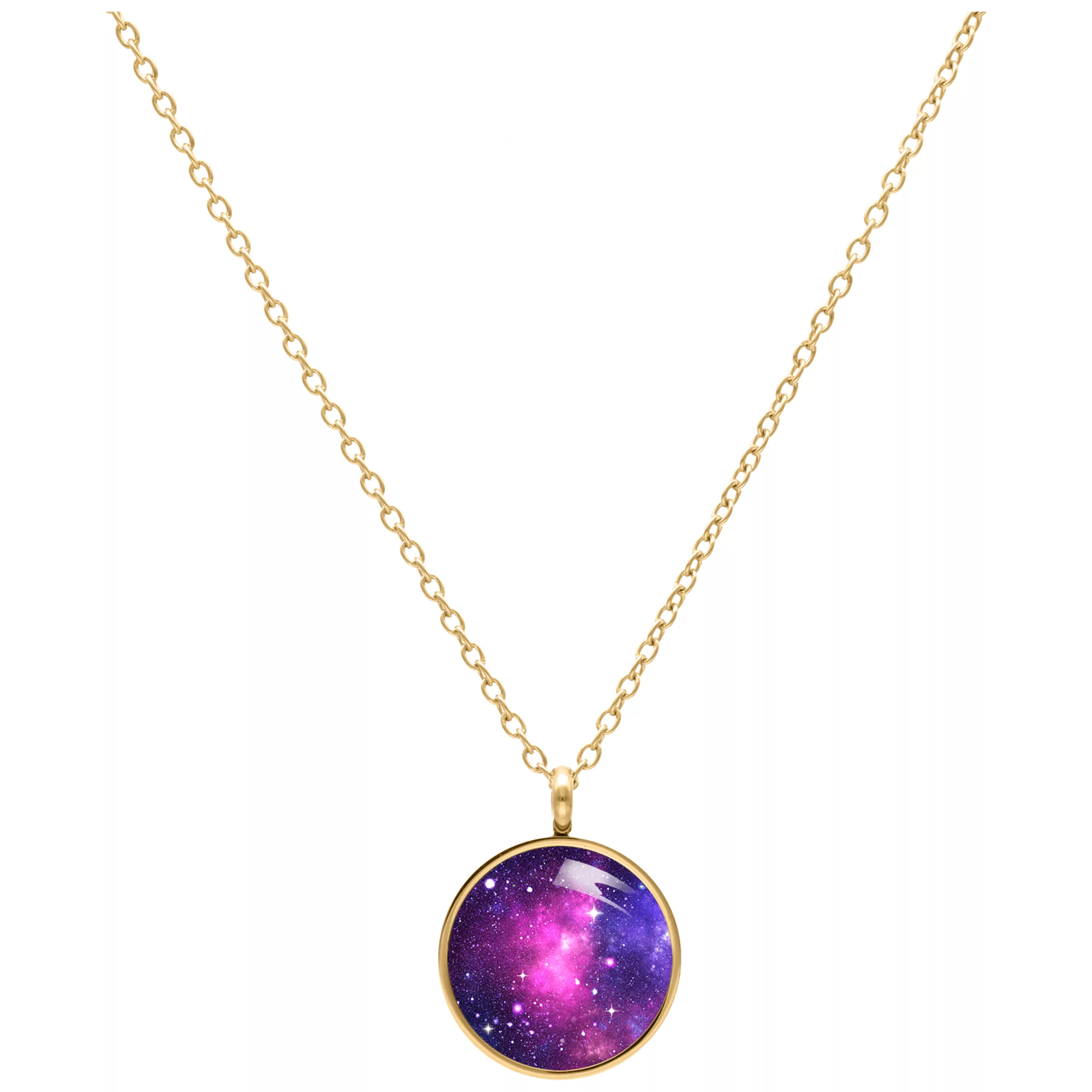 Collana dorata con ciondolo rotondo in design galaxy rosa-viola su sfondo bianco