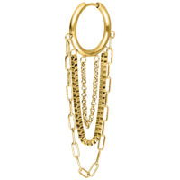 Goldene Multilayer Chain Hoops Ohrringe Goldene Ohrringe mit mehrlagigen Ketten auf weißem Hintergrund