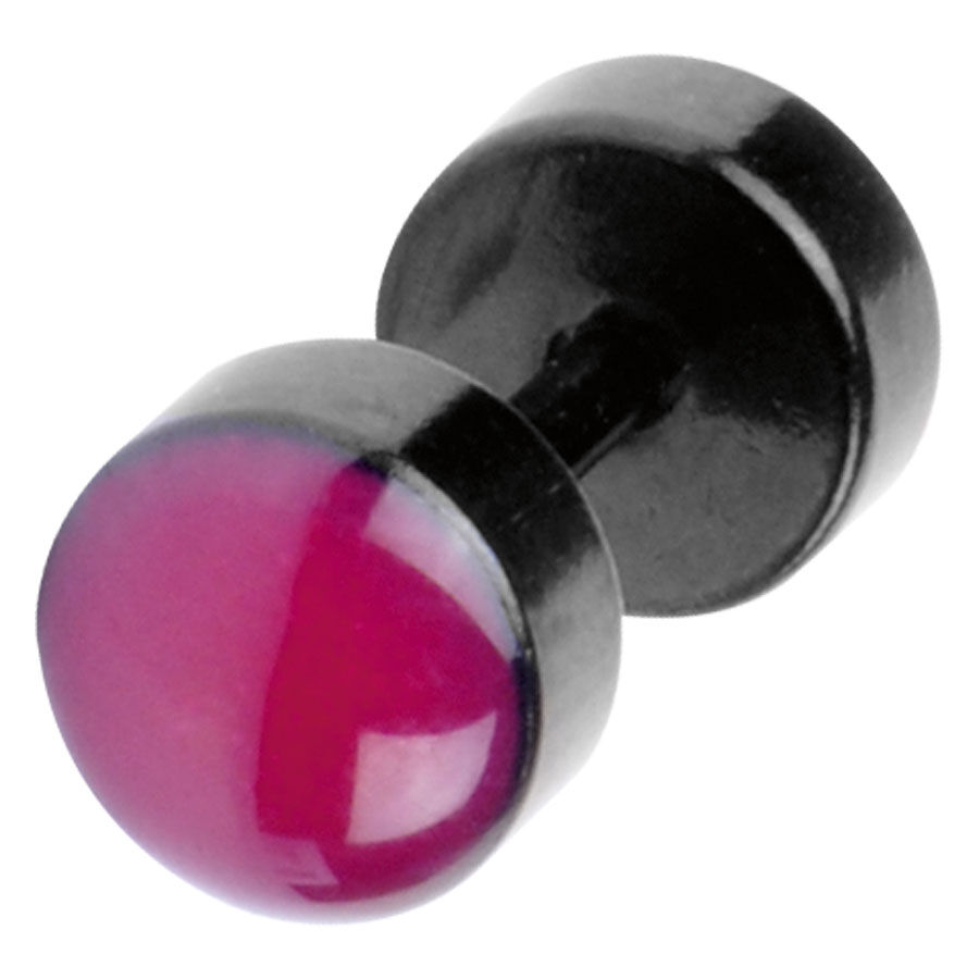 Finto plug nero con pietra viola lucida su sfondo bianco