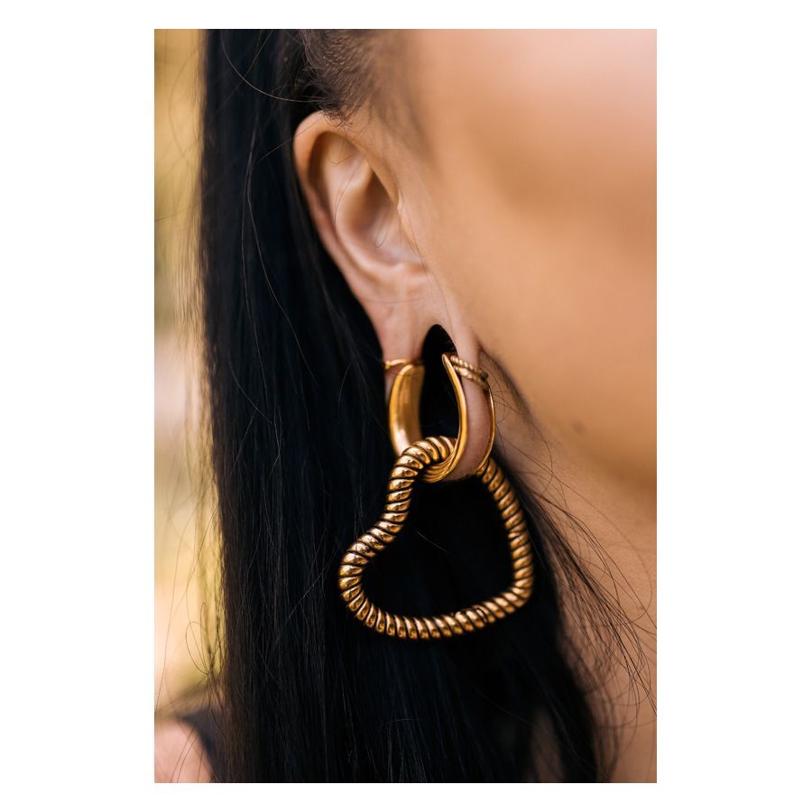 Twisted Heart Ear Weights Twisted Heart Ear Weights