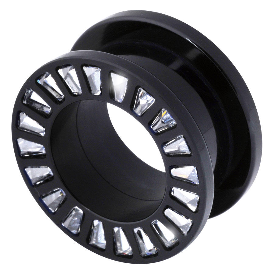 Tunnel nero in acrilico con cristalli chiari su sfondo bianco