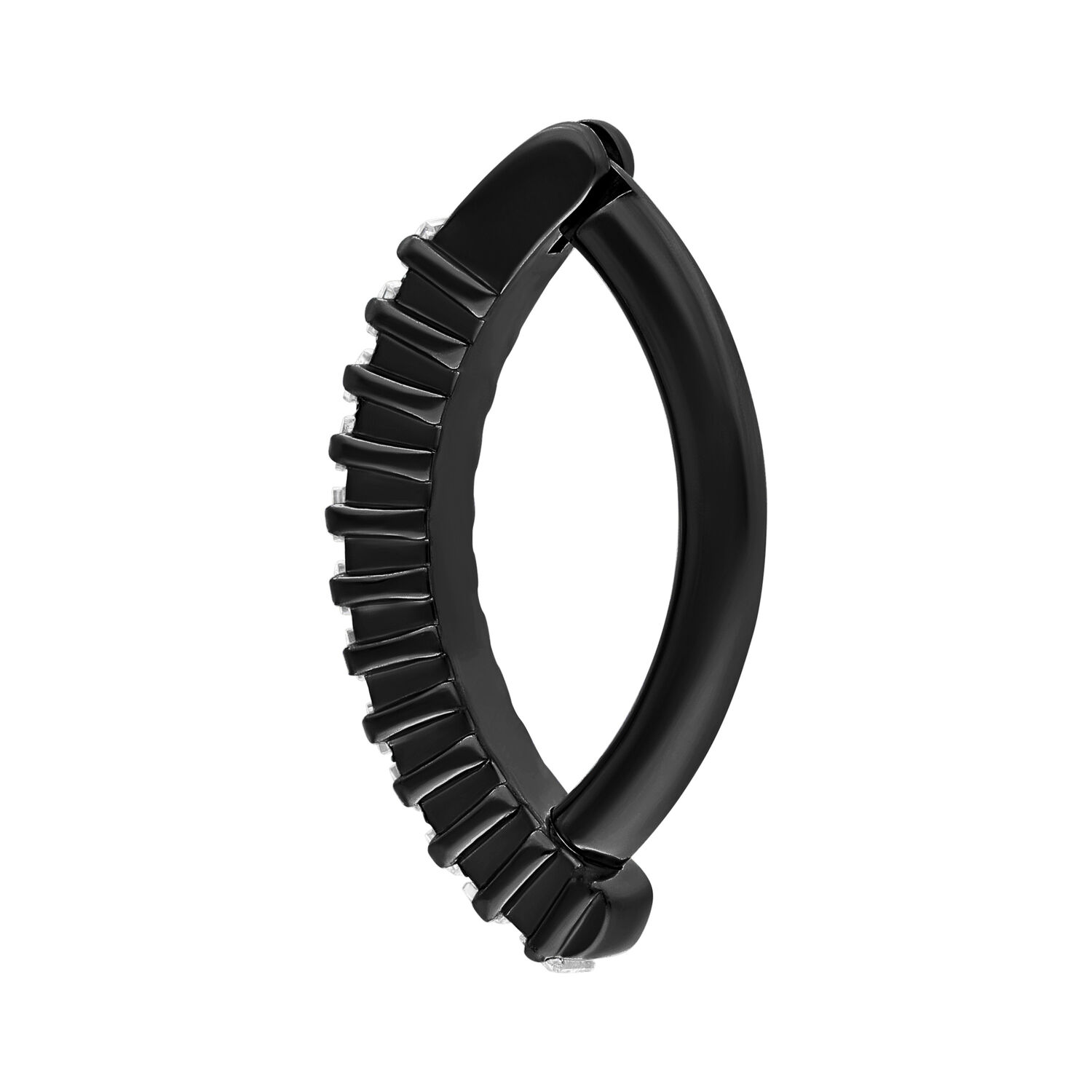 Clicker per ombelico nero in titanio con cristalli chiari su sfondo bianco