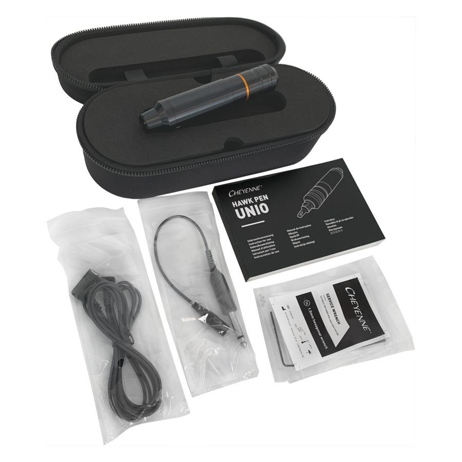 HAWK PEN Unio Set in nero con accessori HAWK PEN Unio in custodia nera con cavi e accessori su sfondo bianco