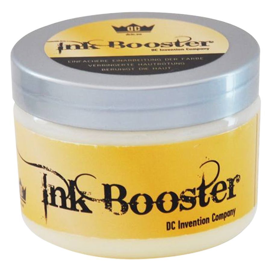 Crema Ink Booster 250 ml per tatuatori Crema per tatuaggi Ink Booster 250 ml in contenitore giallo con coperchio argentato