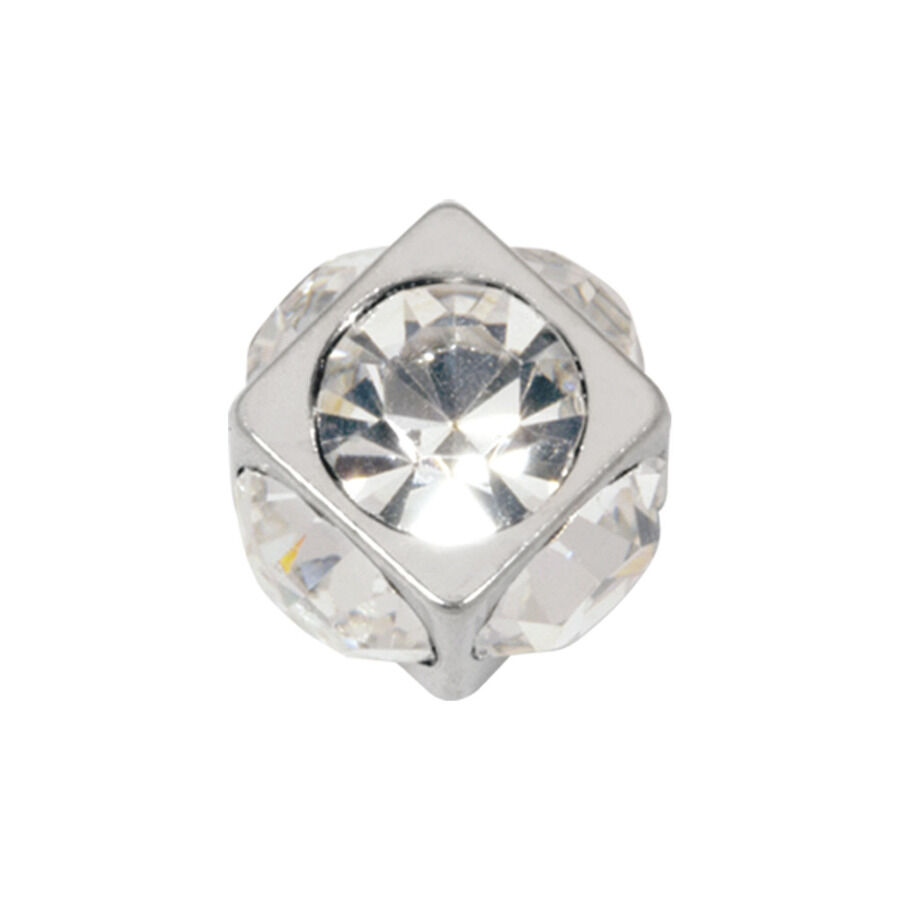 Cubo Gioiello Argento con Cristallo Cubo argento con cristalli sfaccettati su sfondo bianco