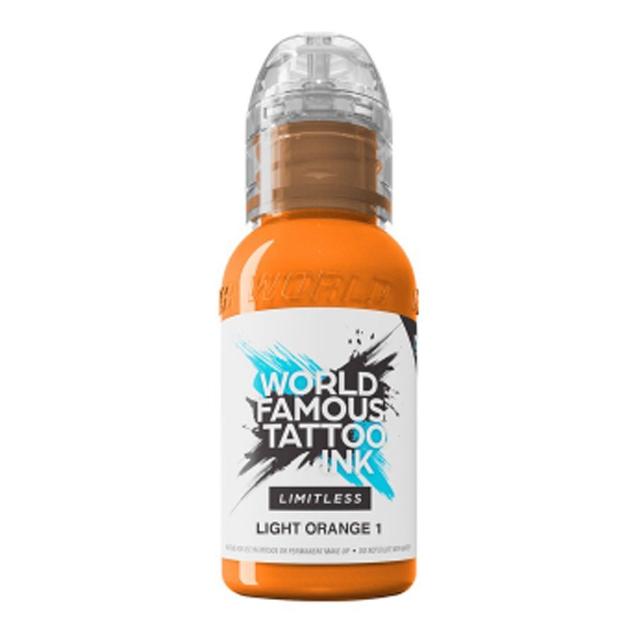 Inchiostro arancione per tatuaggi di World Famous Ink, flacone da 30 ml su sfondo bianco